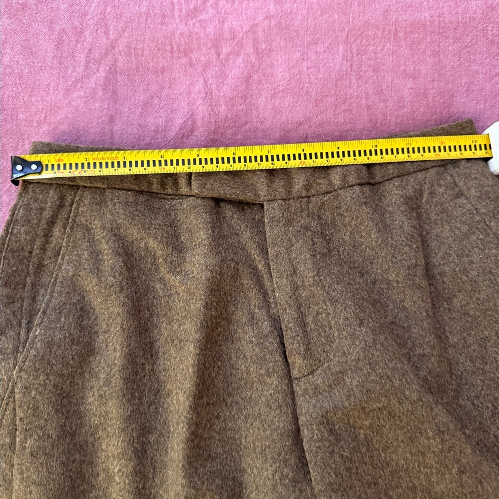 Banana Republic Women's Tan Straight Leg Pants - Picture 4 of 4